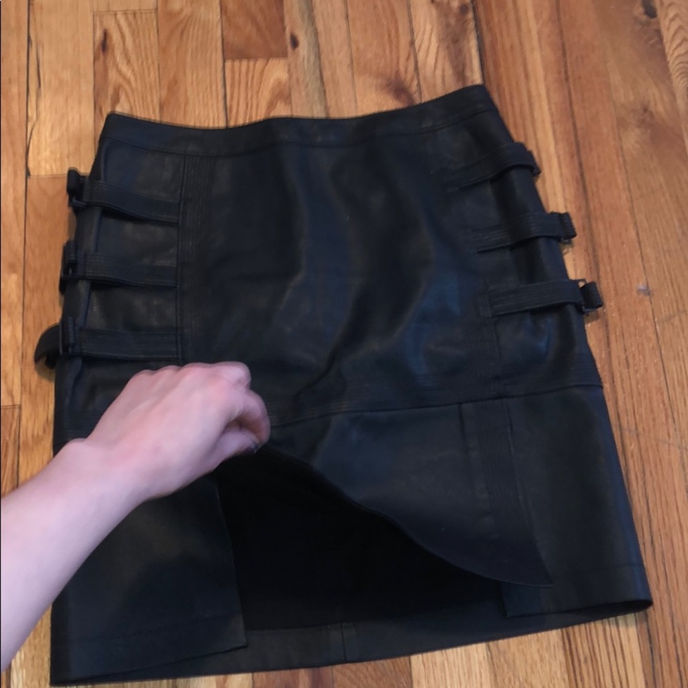 BCBGMAXAZRIA “DEVAN” SKIRT - Picture 5 of 7